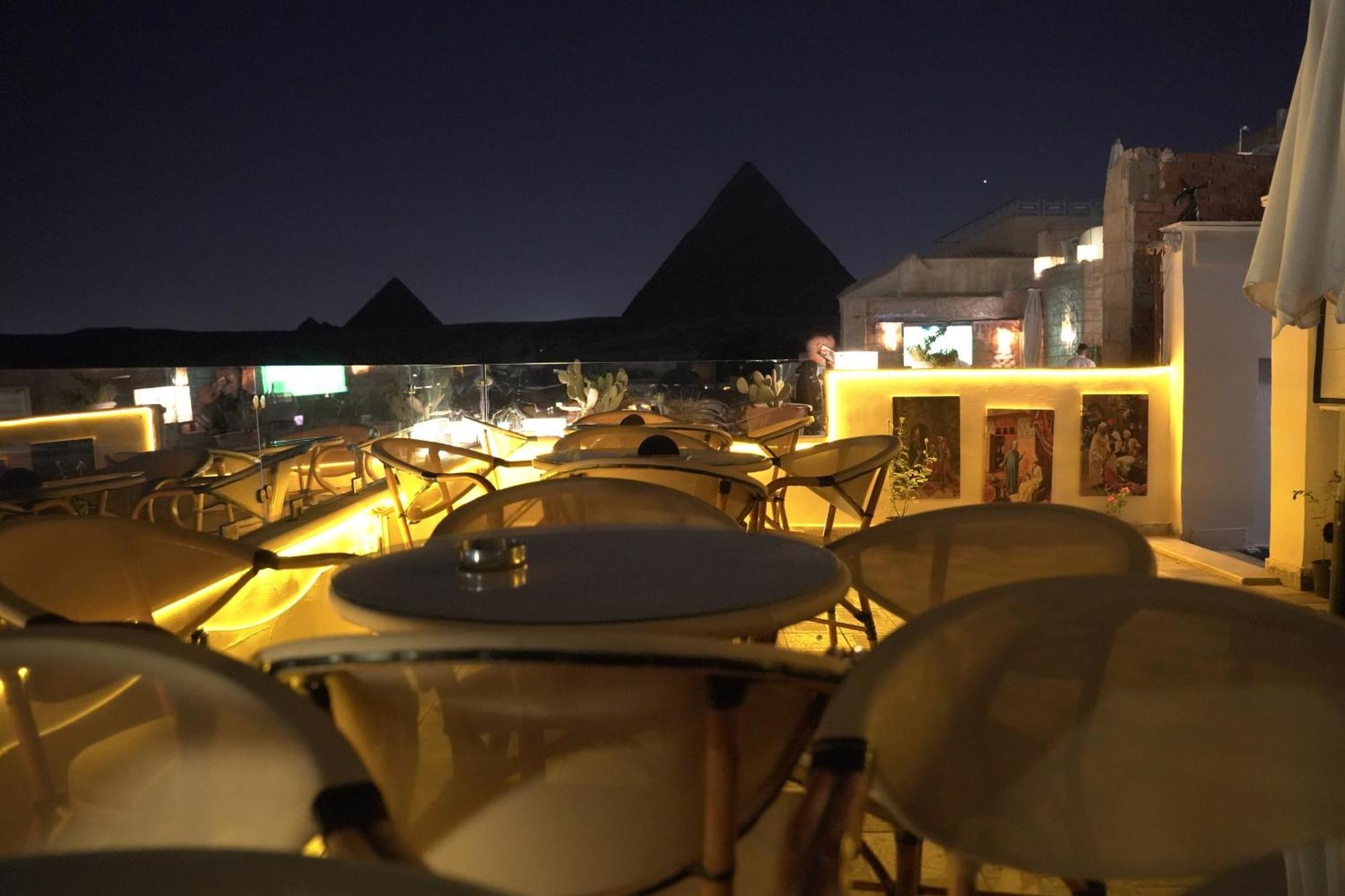 Queen Cleopatra Pyramids View Kafret el-Gabal Extérieur photo